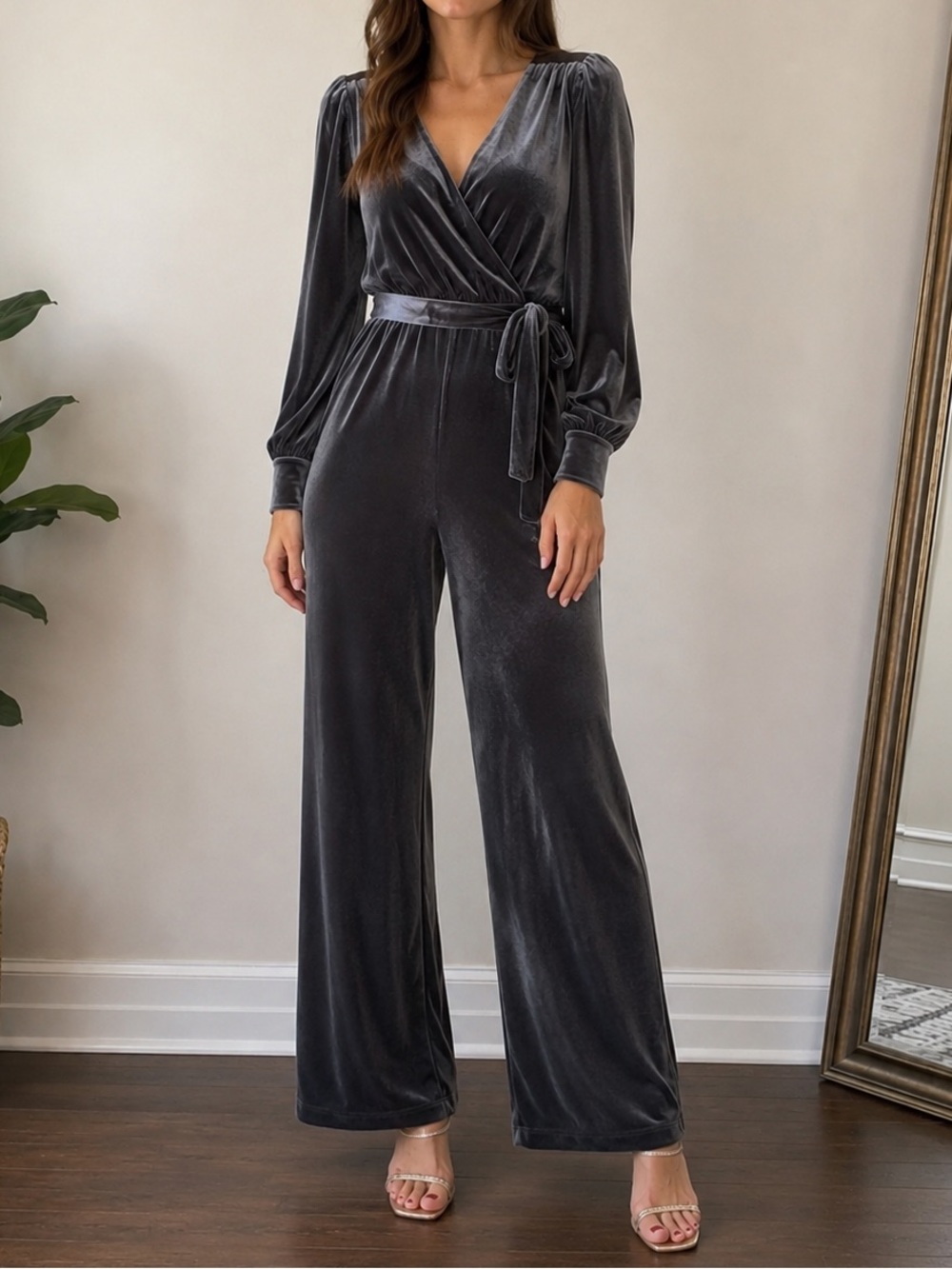 Gray Velvet Jumpsuit Women’s 4 Formal Occasion Wedding Guest Resort Eveningwear